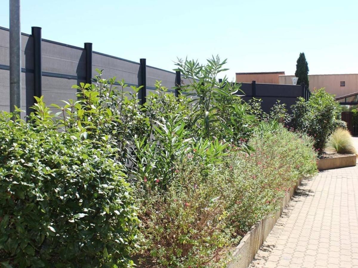 Maison 2 Pieces/Mezzanine, 6 Couchages, Terrasse Spacieuse, Piscine Et Parking Prive A Gruissan - Fr-1-229-332 Luaran gambar